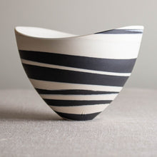 Load image into Gallery viewer, Black and White Porcelain Vessel with Undulating Rim