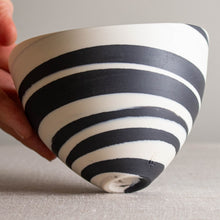 Load image into Gallery viewer, Black and White Porcelain Vessel with Undulating Rim