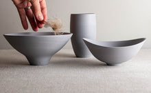 Load image into Gallery viewer, Light Grey Porcelain Set of Vessels