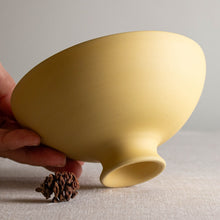 Load image into Gallery viewer, Deep Yellow Footed Vessel