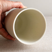 Load image into Gallery viewer, Set of 2 Vessels in Crystalline White Matte