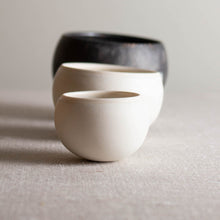 Load image into Gallery viewer, Wobble pots, set of 3
