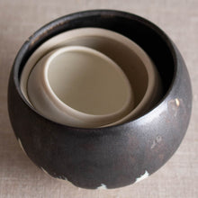 Load image into Gallery viewer, Wobble pots, set of 3