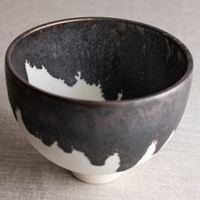 Load image into Gallery viewer, Bronze and White Footed Vessel