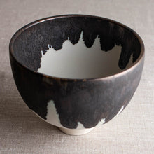 Load image into Gallery viewer, Bronze and White Footed Vessel