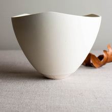 Load image into Gallery viewer, Crystalline White Matte Carved Rim Form