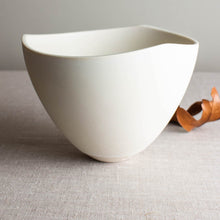 Load image into Gallery viewer, Crystalline White Matte Carved Rim Form