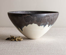 Load image into Gallery viewer, Bronze and White Glazed Vessel 10
