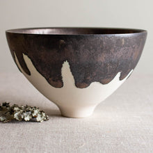 Load image into Gallery viewer, Bronze and White Vessel 4
