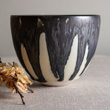 Load image into Gallery viewer, Bronze and White Glazed Vessel 9
