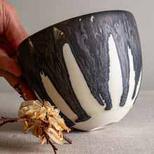 Load image into Gallery viewer, Bronze and White Glazed Vessel 9
