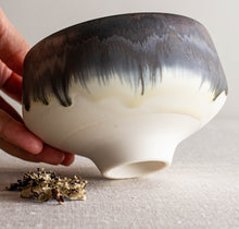 Load image into Gallery viewer, Bronze and White Vessel 5
