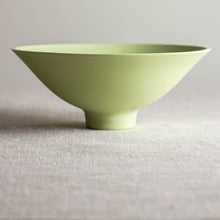 Load image into Gallery viewer, Pea Green Porcelain Bowl 1
