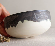 Load image into Gallery viewer, Bronze and White Vessel 7
