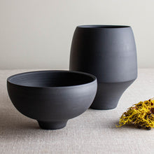 Load image into Gallery viewer, Black Porcelain Bowl
