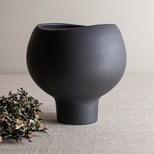 Load image into Gallery viewer, Black Porcelain Vessel 9
