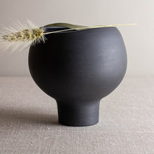 Load image into Gallery viewer, Black Porcelain Vessel 9
