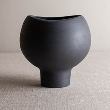 Load image into Gallery viewer, Black Porcelain Vessel 9
