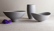 Load image into Gallery viewer, Light Grey Porcelain Set of Vessels
