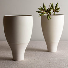 Load image into Gallery viewer, Set of Vessels in Matte Cream
