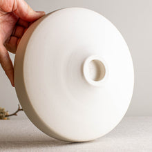 Load image into Gallery viewer, Crystalline Matte White Sparkling Bowl
