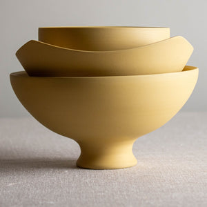 Deep Yellow Footed Vessel