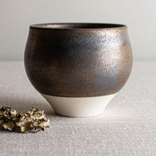 Load image into Gallery viewer, Oil Spot Bronze Glazed Small Vessel
