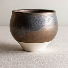 Load image into Gallery viewer, Oil Spot Bronze Glazed Small Vessel
