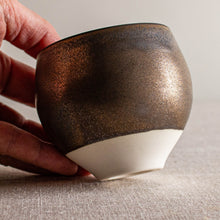 Load image into Gallery viewer, Oil Spot Bronze Glazed Vessel 4
