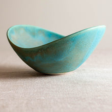 Load image into Gallery viewer, Turquoise Mottled Matte, Altered Rim Vessel

