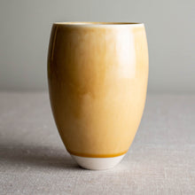 Load image into Gallery viewer, Butterscotch Vase form
